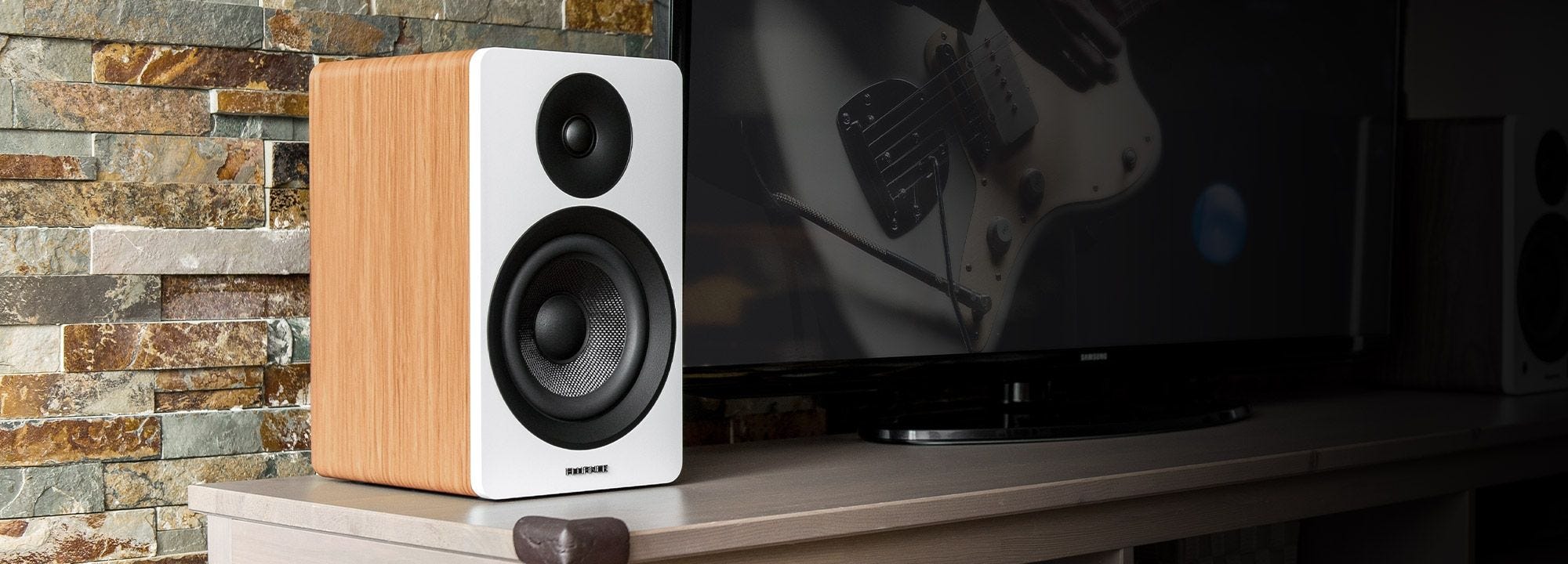 Ai61 Powered 6.5