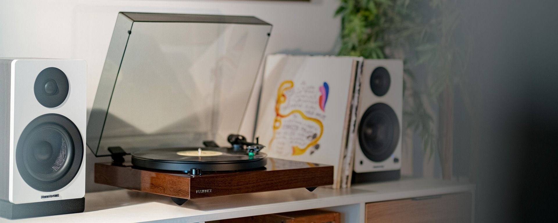 RT81+ Elite High Fidelity Vinyl Turntable