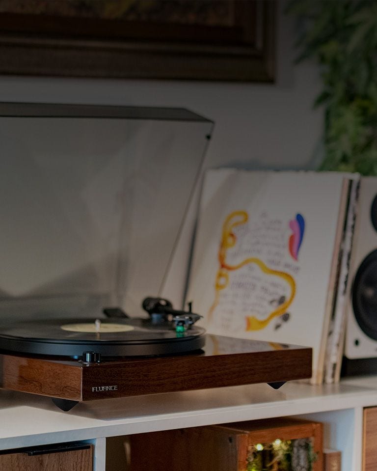 RT81+ Elite High Fidelity Vinyl Turntable