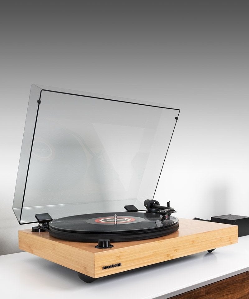 RT82 Reference High Fidelity Vinyl Turntable