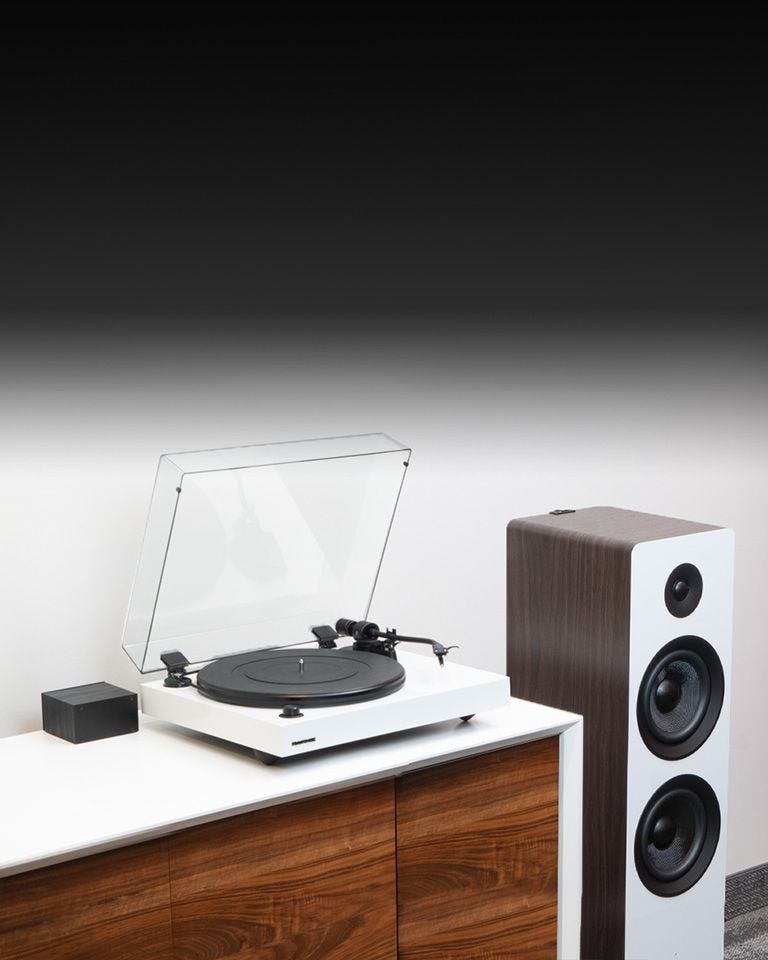 Reference RT82 High Fidelity Vinyl Turntable with PA10 Phono Preamp and Ai81 Elite Powered 2-Way Floorstanding Tower Speakers