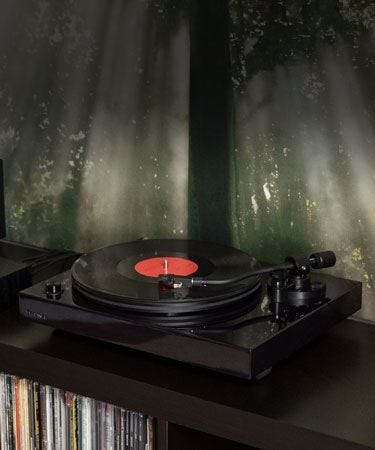 RT83 Reference High Fidelity Vinyl Turntable
