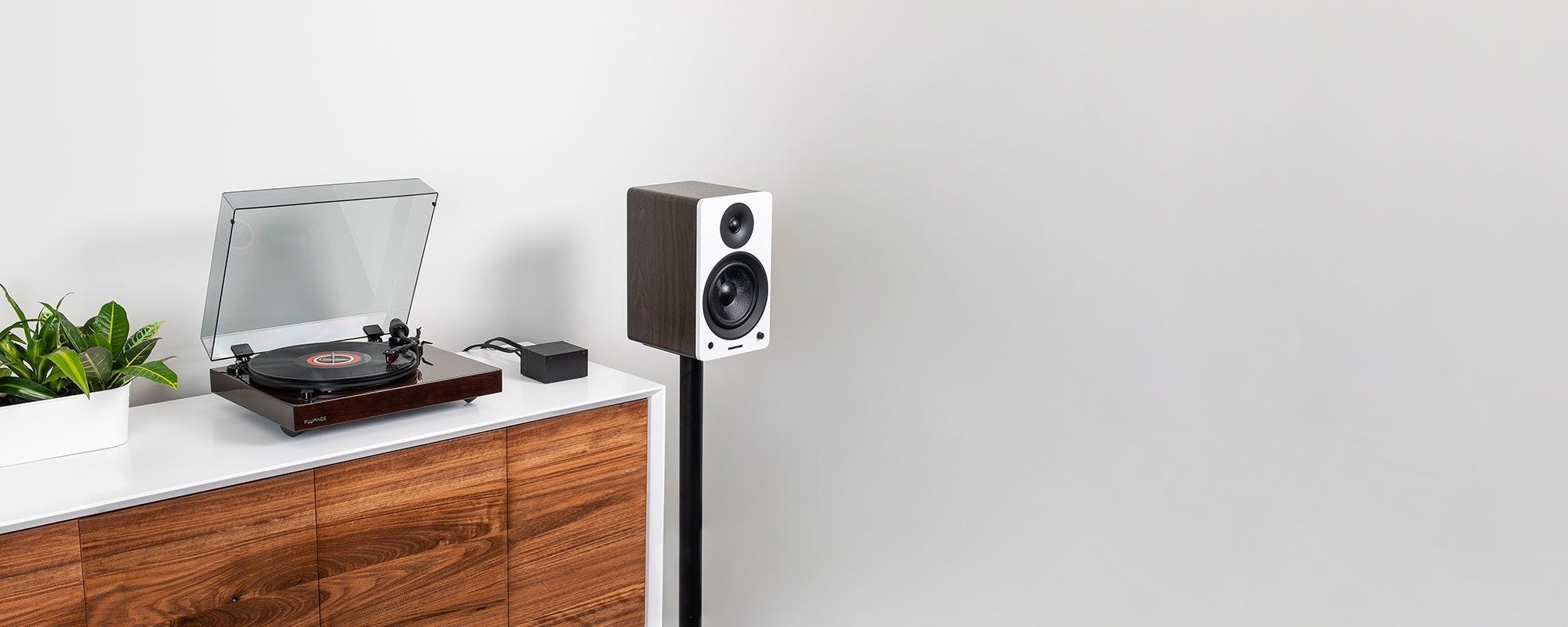 Reference RT83 High Fidelity Vinyl Turntable with PA10 Phono Preamp and Ai60 6.5” Powered Bookshelf Speakers