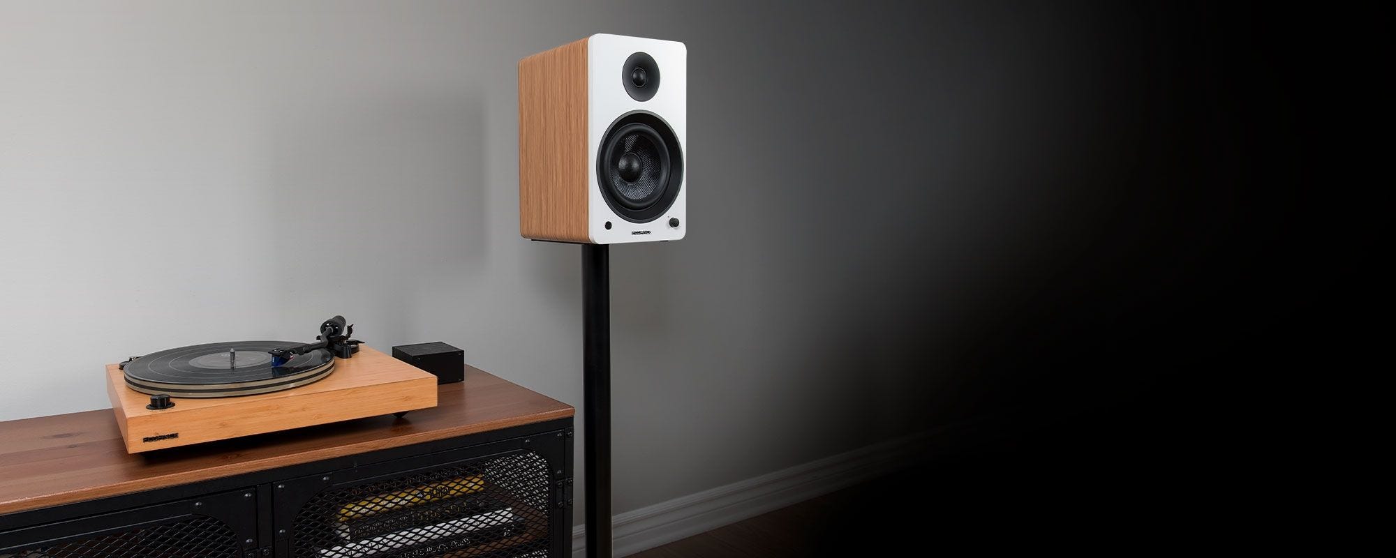 Reference RT85 High Fidelity Vinyl Turntable with PA10 Phono Preamp and Ai61 Powered 6.5” Stereo Bookshelf Speakers