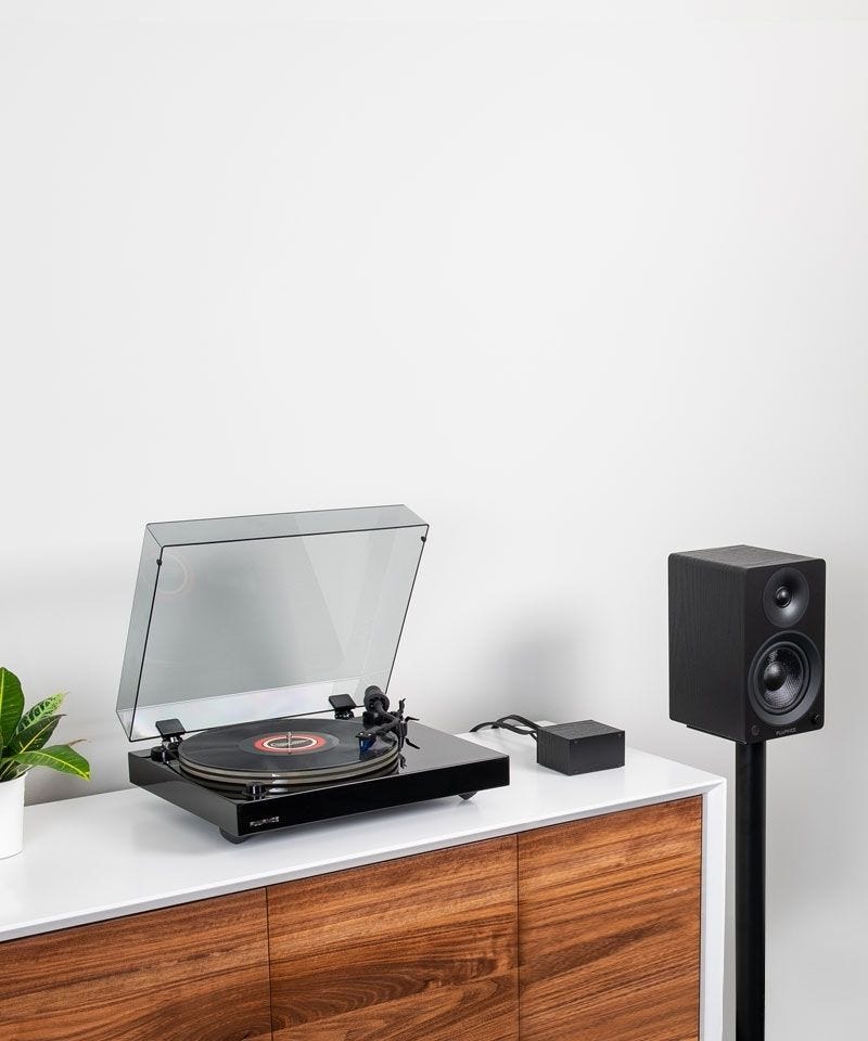 Reference RT85 High Fidelity Vinyl Turntable with PA10 Phono Preamp and Ai41 Powered 5” Stereo Bookshelf Speakers