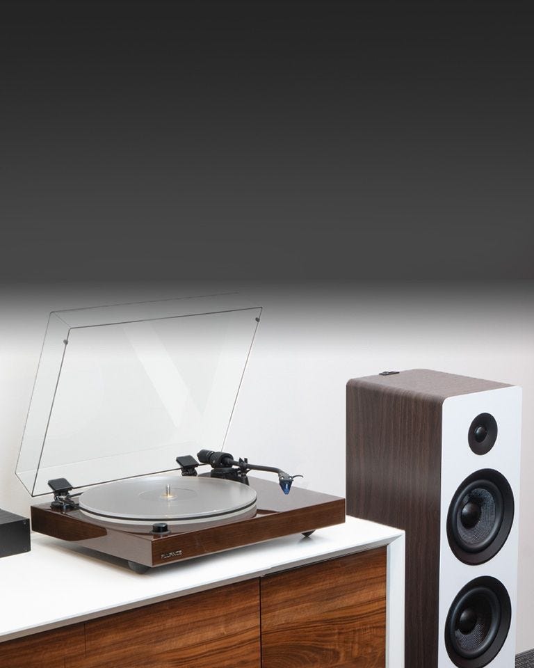 Reference RT85 High Fidelity Vinyl Turntable with PA10 Phono Preamp and Ai81 Elite Powered 2-Way Floorstanding Tower Speakers