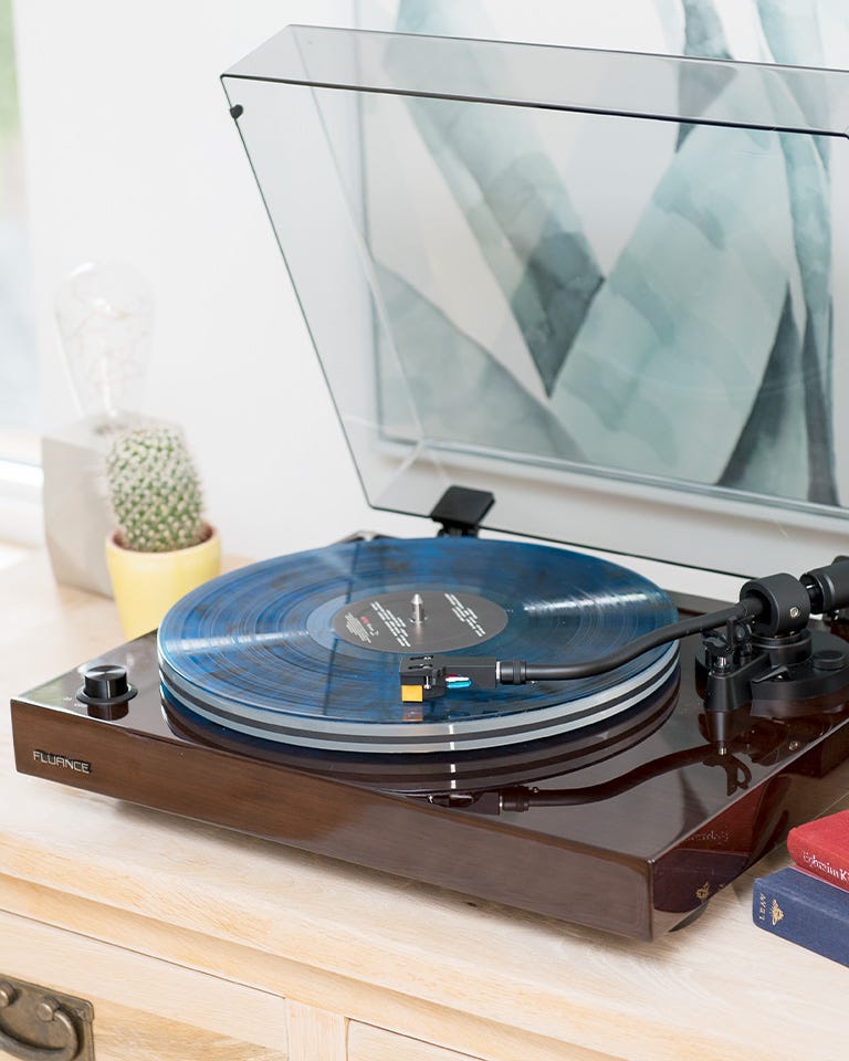 RT85 Reference High Fidelity Vinyl Turntable