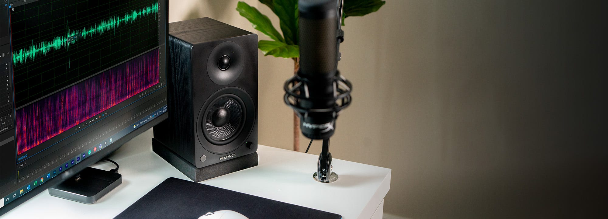 Tweeters of Fluance Ai81 Powered Floorstanding Tower Speakers