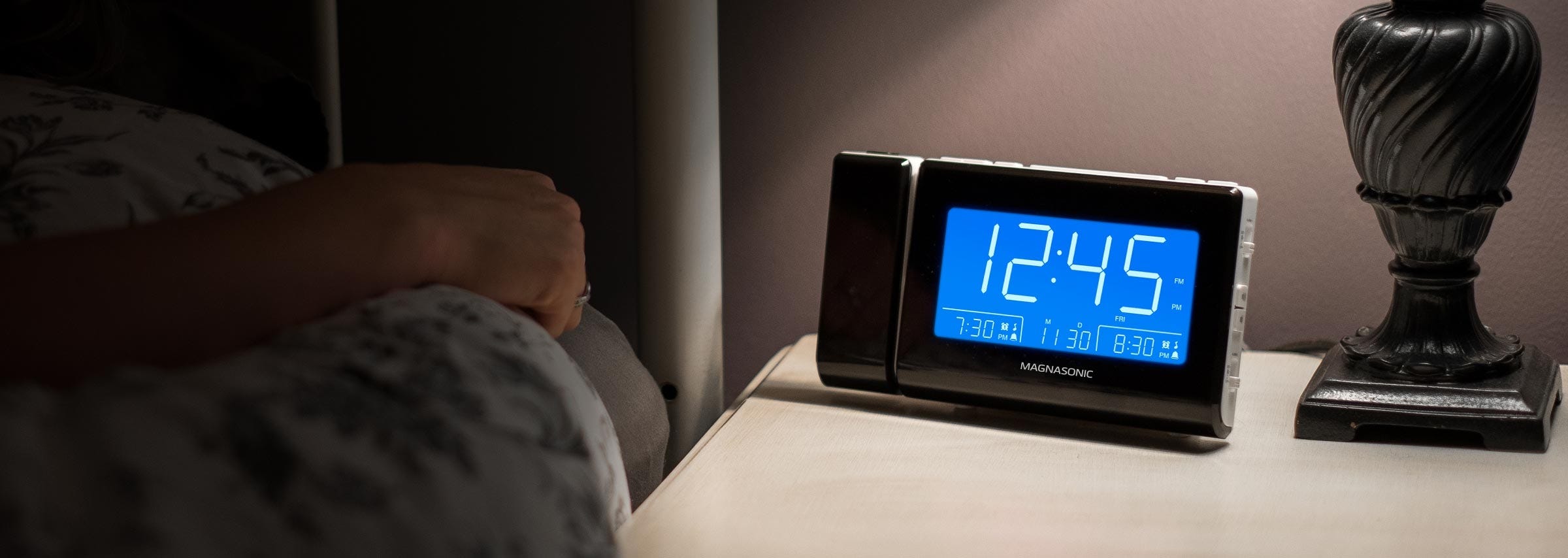 CR62 Clock Radio CR62 Clock Radio