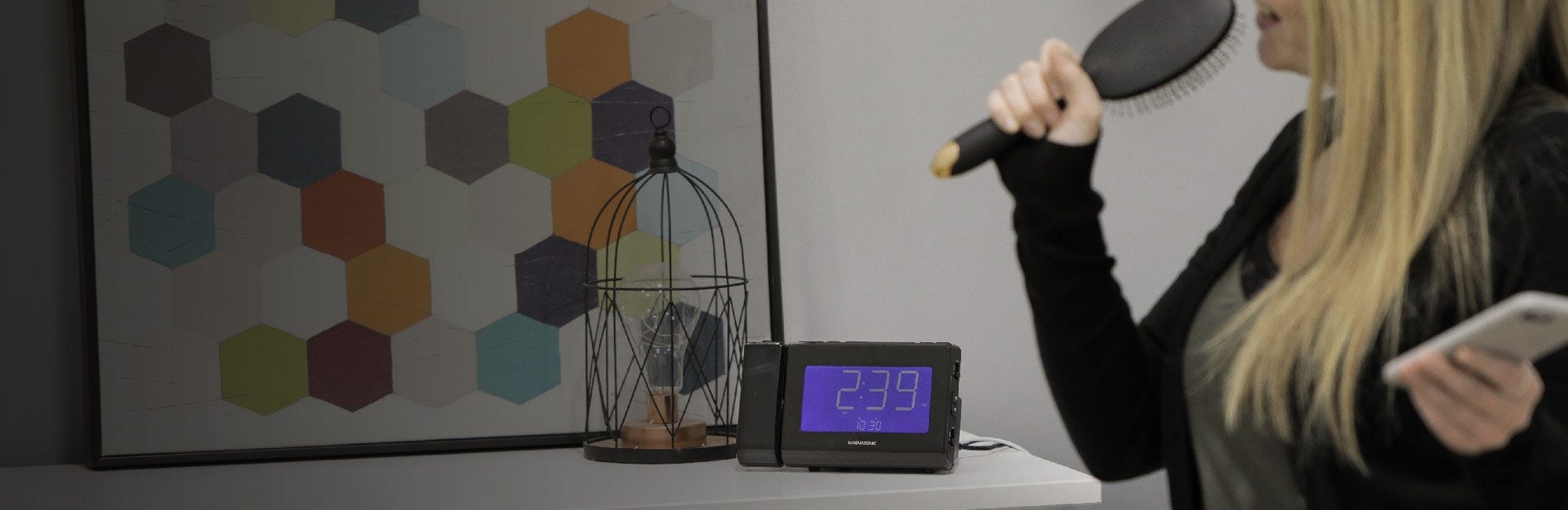 Wirelessly Stream Your Music To Your Clock Radio